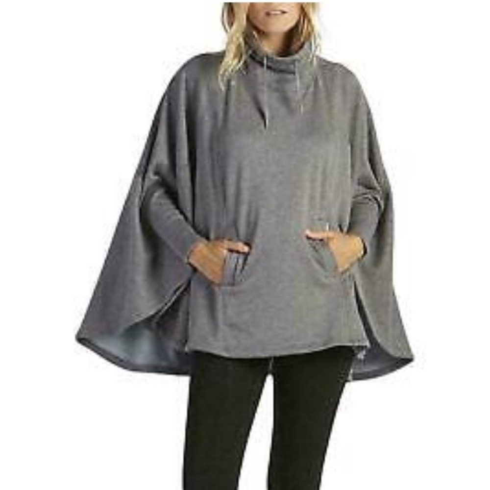 Cozy Ugg fleece poncho XS/S